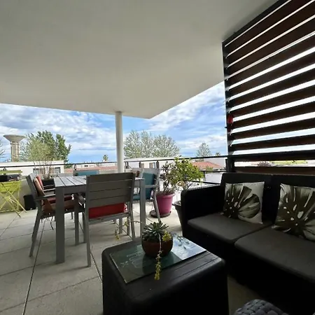Charmant Appartement Evasif Avec Grande Terrasse Et Parkings Prives Le Grau-du-Roi Exterior photo